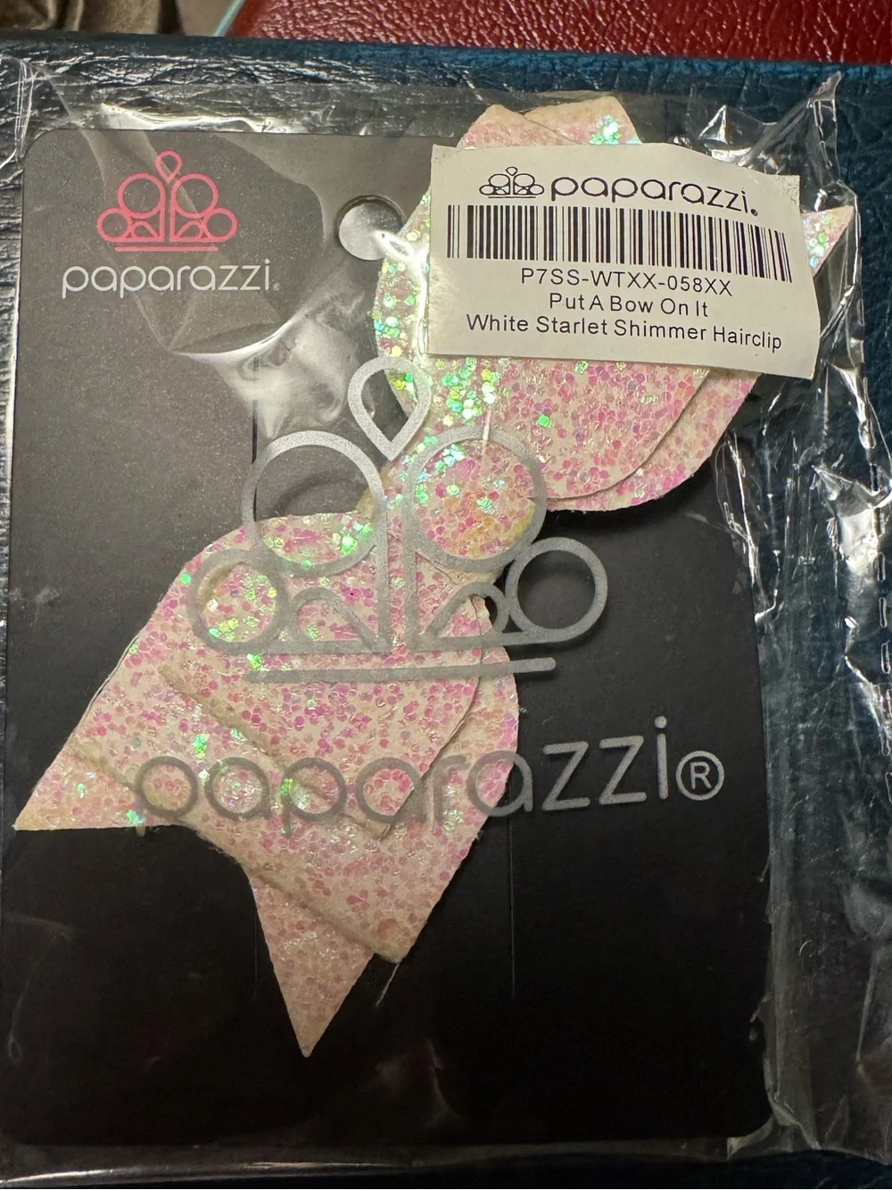 💖🤍💖 “PUT A BOW ON IT” WHITE STARLET SHIMMER HAIRCLIP ~ PAPARAZZI❗️ 💖🤍💖